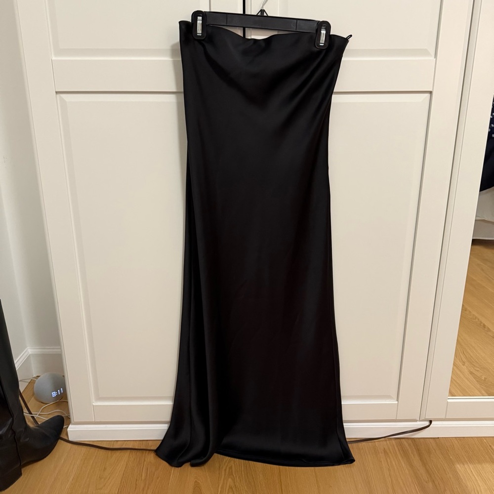 Elegant Black Satin Strapless Zara Dress